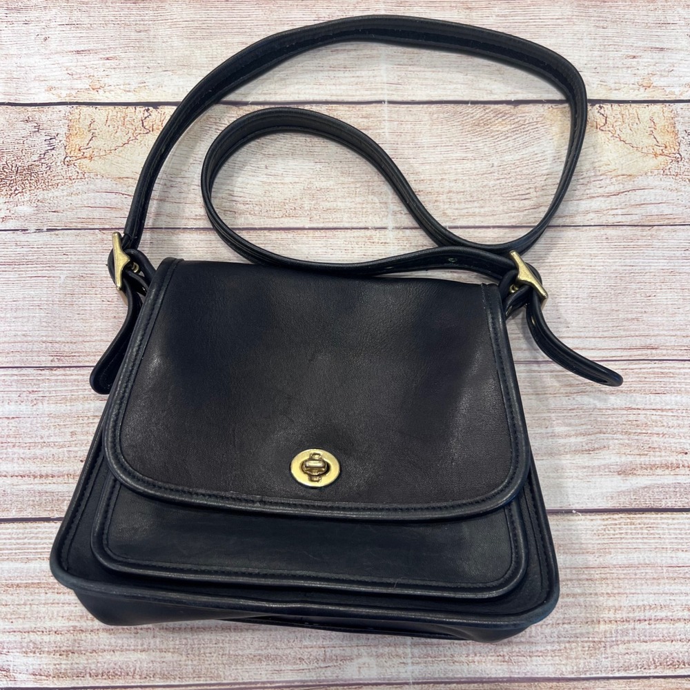 Coach‎ Ramblers Legacy Crossbody Bag Black Leather Vintage Turnlock 9061 USA